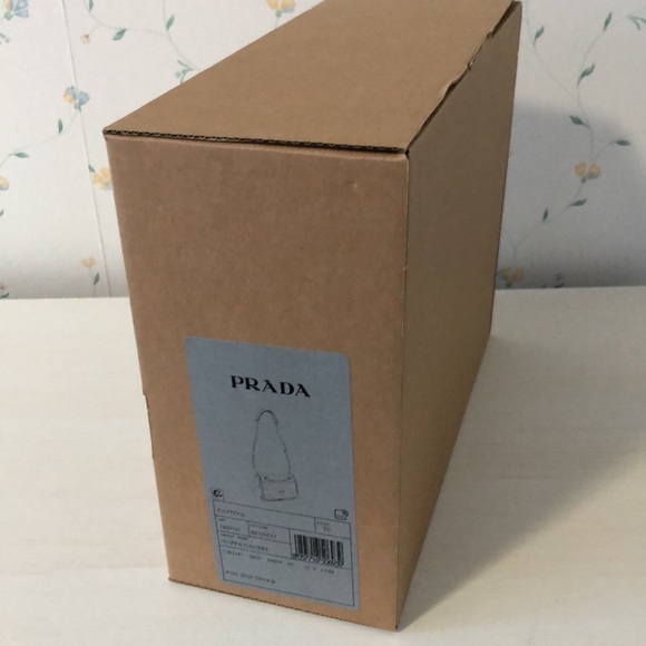 Prada Pattina crossbody bag - Picture 10 of 16